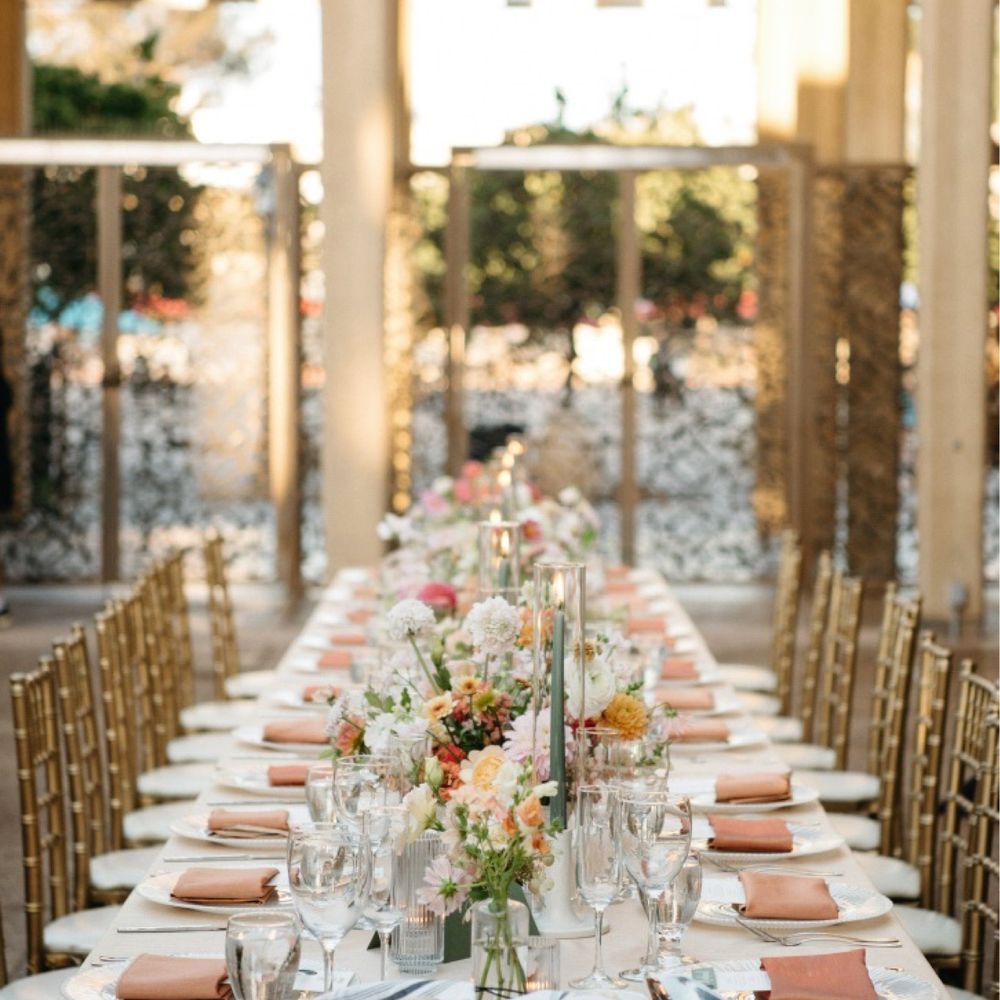 Tie the knot for free at a Valentine's Day library wedding in Arkansas!, image size:1000x1000