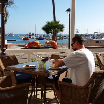 Pavilion Hotel - Chill area overlooking the main drag and beach - Hotels Near Me - Avalon, California
