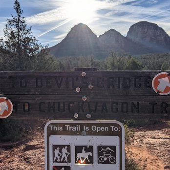 Devil's Bridge Trail - Hiking Near Me - Sedona, Arizona