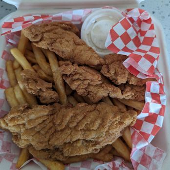 Athena's - Enumclaw - Chicken strip basket - Food Trucks Near Me - Enumclaw, Washington