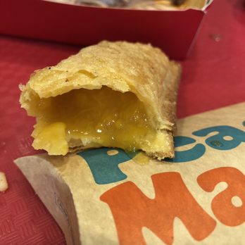 Jollibee - Delicious!! - Chicken Shop Near Me - Winnipeg, Manitoba