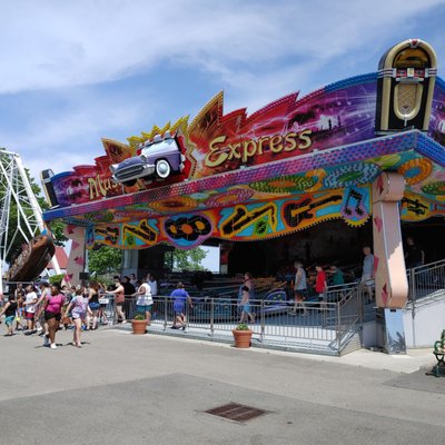 Seabreeze Amusement Park by null