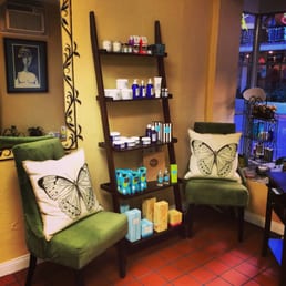 Inside Venti Nail Studio Inside Venti Nail Studio