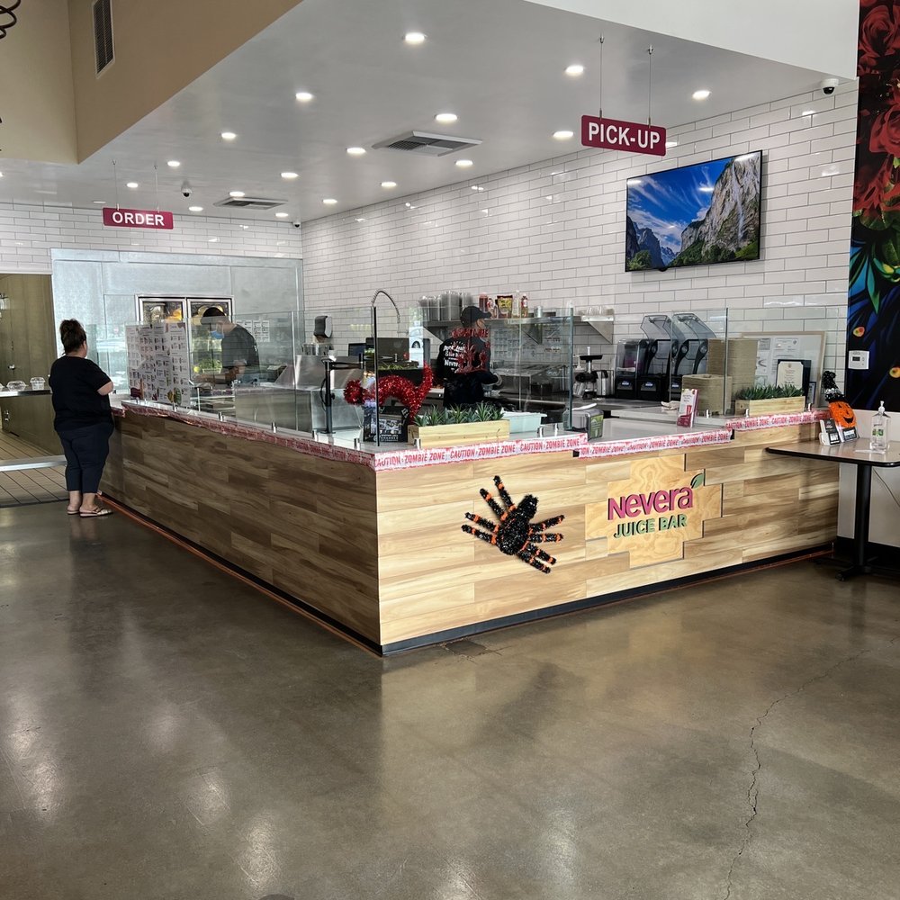 Nevera Juice Bar - Clean and organized - Juice Bars & Smoothies Near Me - Whittier, California