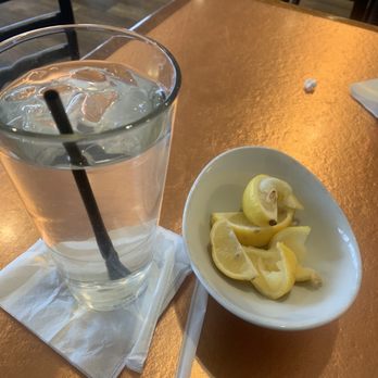 Another Broken Egg Cafe - Huge glass of ice water with lemon - Breakfast & Brunch Near Me - Tuscaloosa, Alabama
