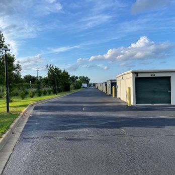 Shaw Parkway Storage - Self Storage Near Me - Sumter, South Carolina Shaw Parkway Storage - Self Storage Near Me - Sumter, South Carolina
