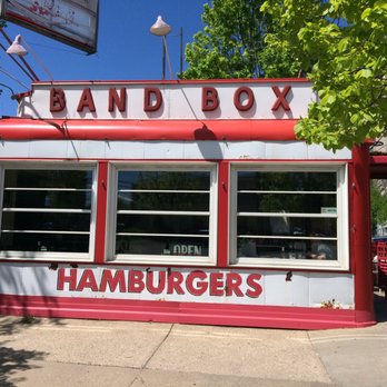 Band Box Diner - Sunny day At the band box - Diners Near Me - Minneapolis, Minnesota