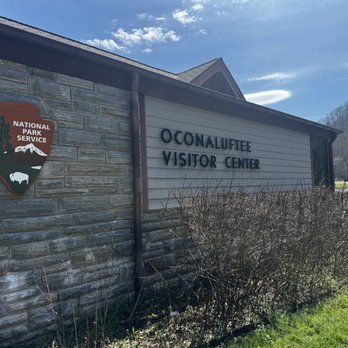 Oconaluftee Visitor Center - Visitor Centers Near Me - Cherokee, North Carolina