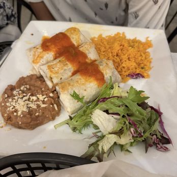 El Nuevo Mexicano - Burritos - Mexican Near Me - Chicago, Illinois El Nuevo Mexicano - Burritos - Mexican Near Me - Chicago, Illinois