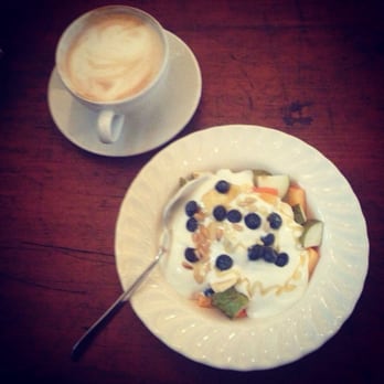 Cafe Schlösschen - Frühstück und Milchkaffee - Beer Garden Near Me - Bielefeld, NW