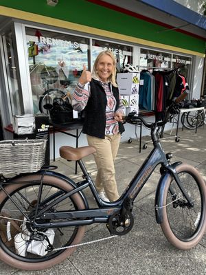 St Helena Cyclery by null