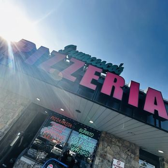 Francesco's Pizzeria & Restaurant - Pizza restaurant in Edison, NJ