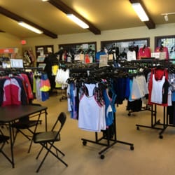 Blackburn Tennis Center - Pro shop with lots for sale