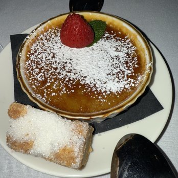 Daniello's - Mint crème brûlée - Steakhouses Near Me - Roseville, California