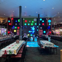 Chuck E. Cheese - Birthday Party Room