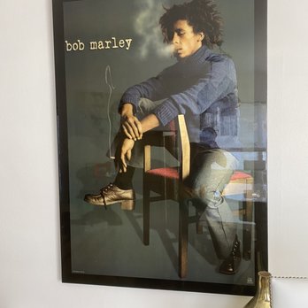 Universal Art Gallery - Framing Near Me - Venice, California