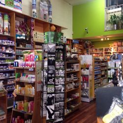 Coburg Health Shop Nutritional Centre - Interior of store.
