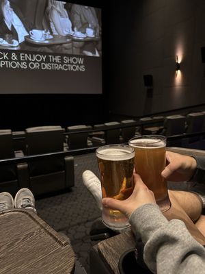 CMX CinéBistro Halcyon by null