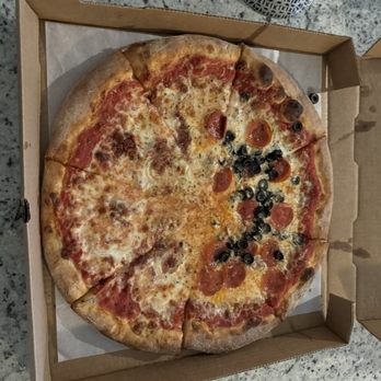 Big Romans Pizza - Pizza with extra toppings. But we didn't get extra toppings we actually got less. But paid for extra - Pizza Near Me - Sebastian, Florida Big Romans Pizza - Pizza with extra toppings. But we didn't get extra toppings we actually got less. But paid for extra - Pizza Near Me - Sebastian, Florida