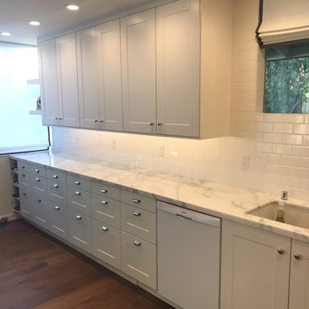 Munoz Tile - Statuary slab and subway tile. - Kitchen & Bath Near Me - Petaluma, California Munoz Tile - Statuary slab and subway tile. - Kitchen & Bath Near Me - Petaluma, California