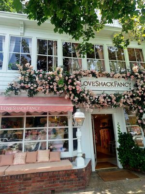 LoveShackFancy by null