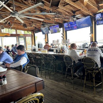 Dead Dog Saloon - Seafood Near Me - Murrells Inlet, South Carolina