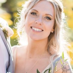 Elizabeth Root Makeup - Photo: Julie Shuford Photography