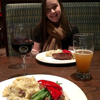 The Keg Steakhouse + Bar - Moncton - Steakhouses Near Me - Moncton, New Brunswick
