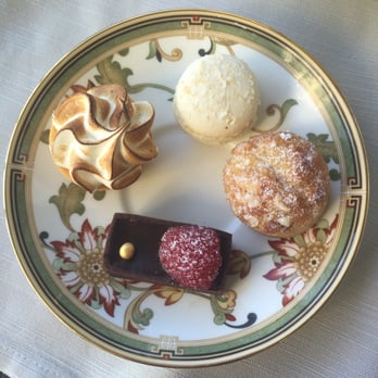 The Veranda - Beautiful desserts, but a little too sweet for me. - Wine Bars Near Me - Honolulu, Hawaii The Veranda - Beautiful desserts, but a little too sweet for me. - Wine Bars Near Me - Honolulu, Hawaii