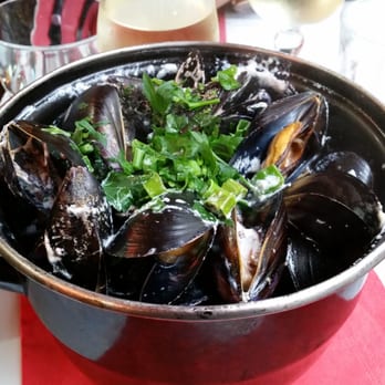 Le Temple Bar - Mussels anyone? - Bars Near Me - Nice, 06 Le Temple Bar - Mussels anyone? - Bars Near Me - Nice, 06