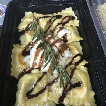 ARTIPASTA - Ravioli Chicken & Cheese - Italian Near Me - Austin, Texas ARTIPASTA - Ravioli Chicken & Cheese - Italian Near Me - Austin, Texas