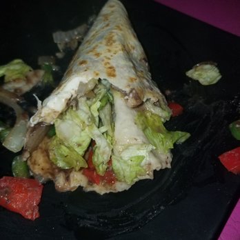 Taco Factory - Crappy Veggie Burrito that had lettuce cooked in it . - Mexican Near Me - Cancún, ROO Taco Factory - Crappy Veggie Burrito that had lettuce cooked in it . - Mexican Near Me - Cancún, ROO