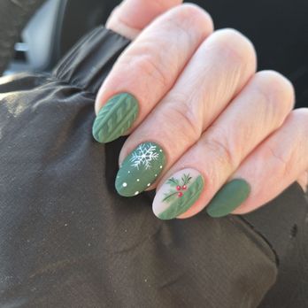 Deluxe Nails - Nail Salons Near Me - Decherd, Tennessee