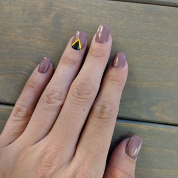 Amanda's Nail & Spa - Fantastic nails by Ricky!! He was able to do the exact design I wanted. - Nail Salons Near Me - Eugene, Oregon Amanda's Nail & Spa - Fantastic nails by Ricky!! He was able to do the exact design I wanted. - Nail Salons Near Me - Eugene, Oregon