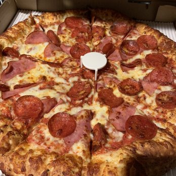 Strongman Pizza - Ham & Pepperoni Pizza (my fave ) - Pizza Near Me - Redlands, California Strongman Pizza - Ham & Pepperoni Pizza (my fave ) - Pizza Near Me - Redlands, California