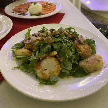 Cucina Calandra - Scallop Salad - Italian Near Me - Fairfield, New Jersey Cucina Calandra - Scallop Salad - Italian Near Me - Fairfield, New Jersey