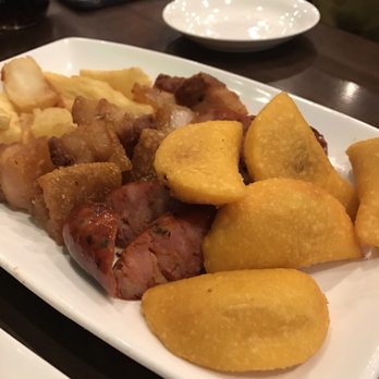 Noches de Colombia - Picaditas! - Colombian Near Me - Montclair, New Jersey