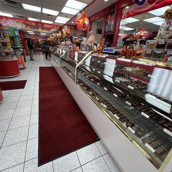 Sarris Candies - Candy Stores Near Me - Canonsburg, Pennsylvania Sarris Candies - Candy Stores Near Me - Canonsburg, Pennsylvania