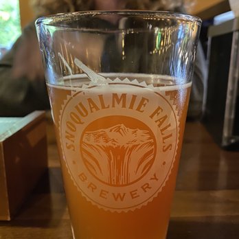 Snoqualmie Falls Brewery - Blood orange Hefeweizen - Brewpubs Near Me - Snoqualmie, Washington