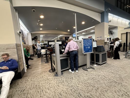 Westchester County Airport by null