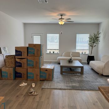 The Moving Kings - Stored boxes where I needed them - Movers Near Me - Round Rock, Texas The Moving Kings - Stored boxes where I needed them - Movers Near Me - Round Rock, Texas