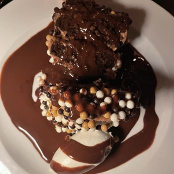 EVELYN - Lounges Near Me - Dallas, Texas