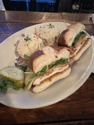 Clive's Roadhouse Burnsville by null