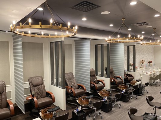 Beauty Box Nails and Spa by null