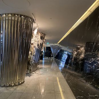 Me - Hotels Near Me - London, XGL