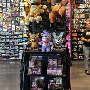 Hot Topic - FNAF! - Men's Clothing Near Me - Orlando, Florida Hot Topic - FNAF! - Men's Clothing Near Me - Orlando, Florida