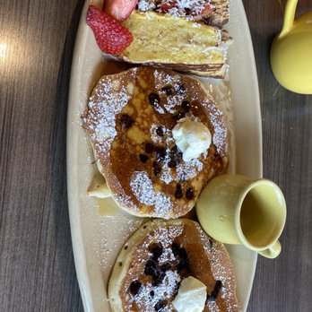 Snooze, an A.M. Eatery - Pancake flight (Blueberry, Chocolate chip) Omg French toast - Breakfast & Brunch Near Me - Addison, Texas