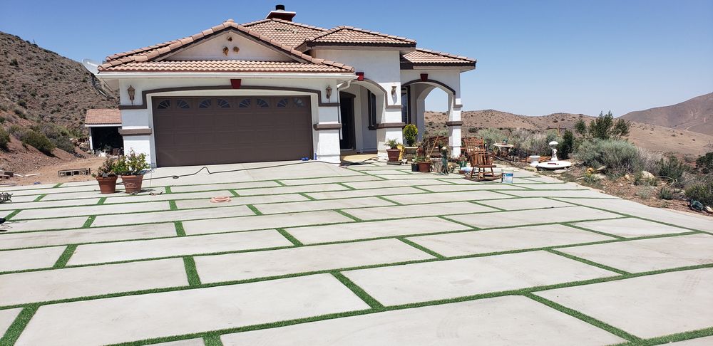 Slide of Jared Handyman