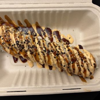 Sushi Hugo - California roll - Sushi Bars Near Me - Sacramento, California Sushi Hugo - California roll - Sushi Bars Near Me - Sacramento, California