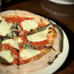 Roscoe's Neapolitan Pizzeria - Margherita Extra Pizza